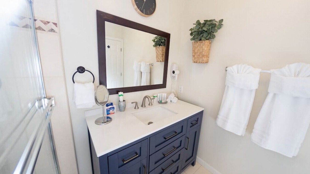 Photo of Bathroom in NoHo Arts District