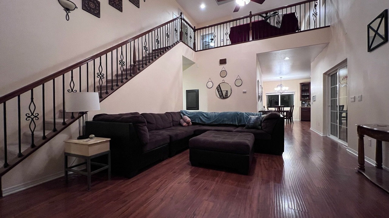 Photo of Bedroom in Running Springs