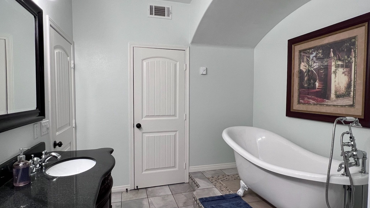 Photo of Bathroom in Running Springs
