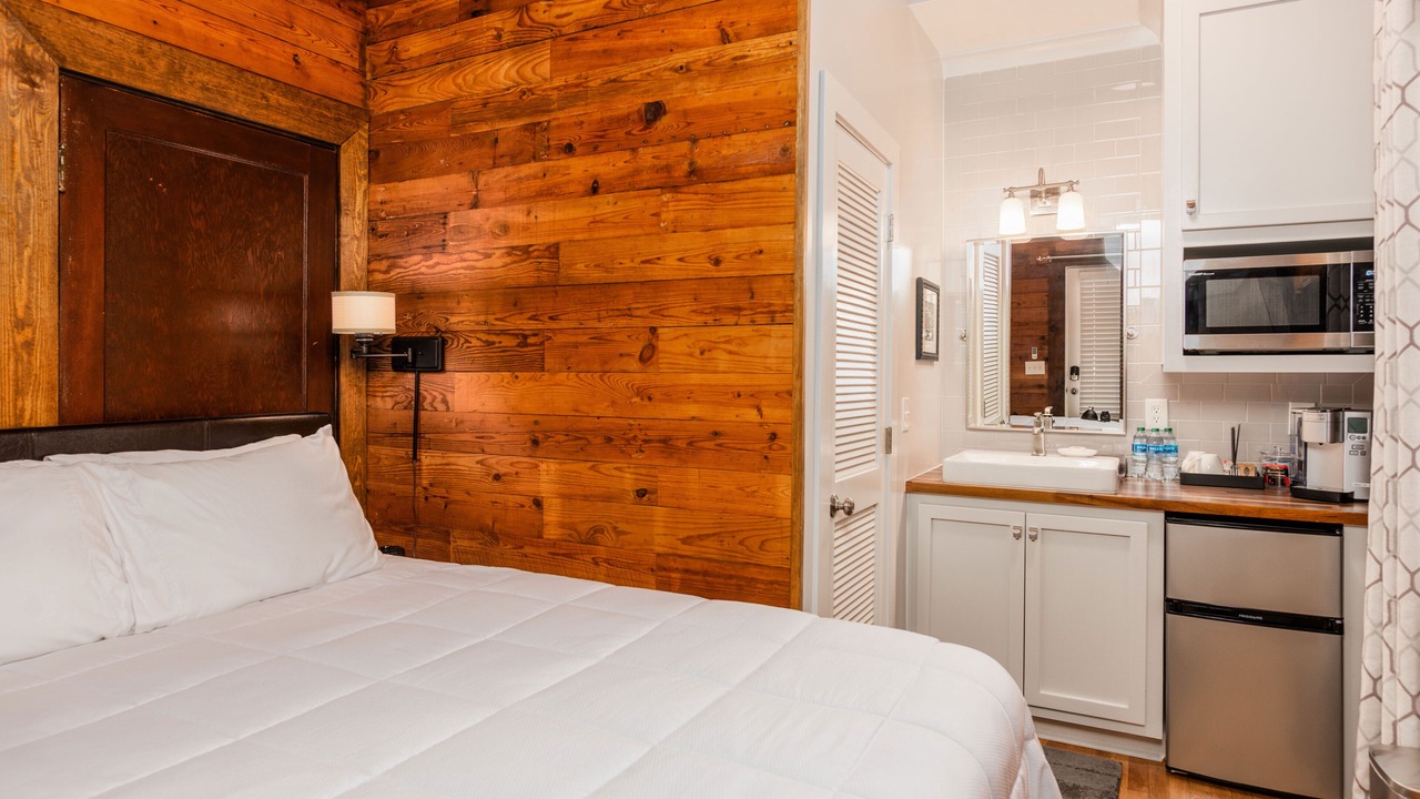 Photo of Bedroom in Starkville