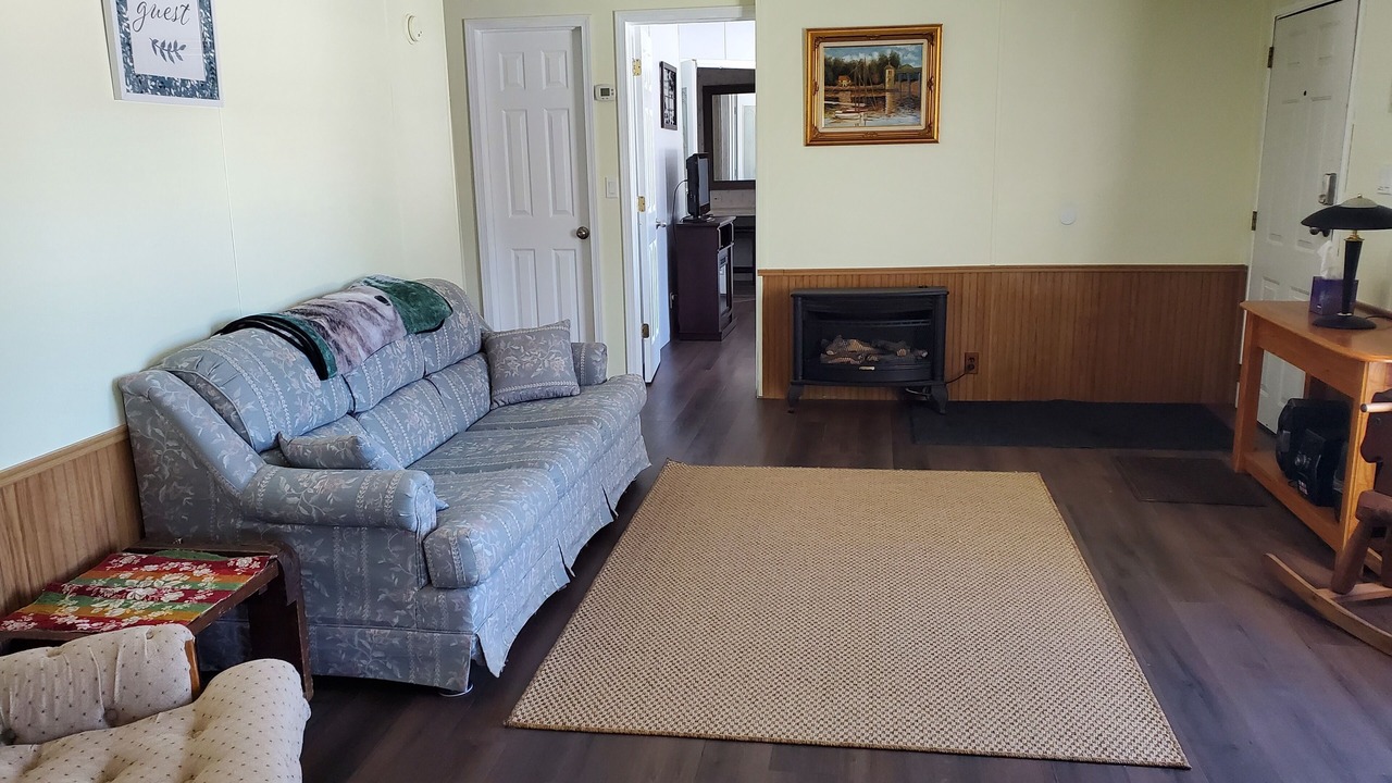 Photo of Livingroom in Dewittville