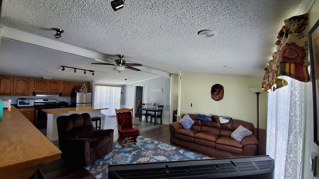Photo of Livingroom in Dewittville