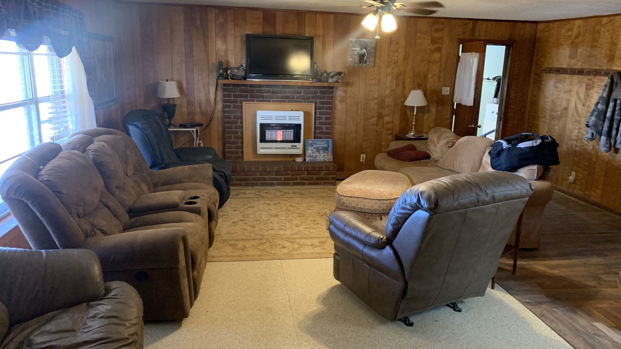 Photo of Livingroom in Vance