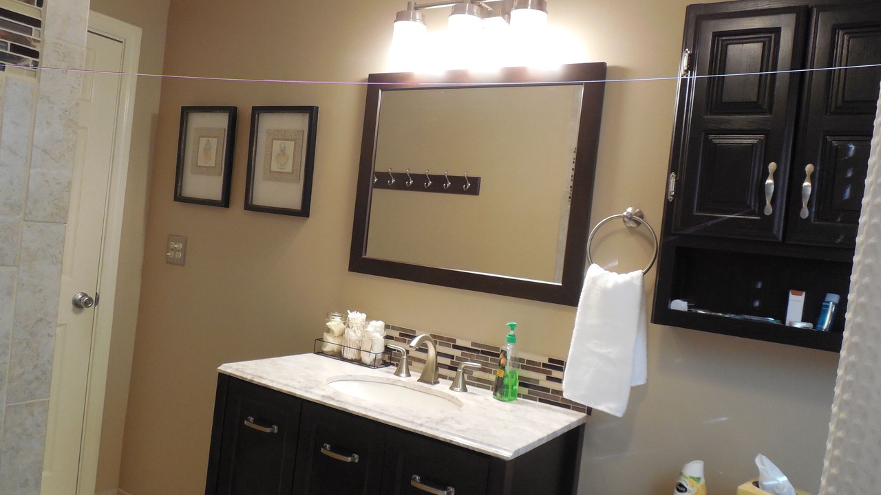 Photo of Bathroom in East Aurora