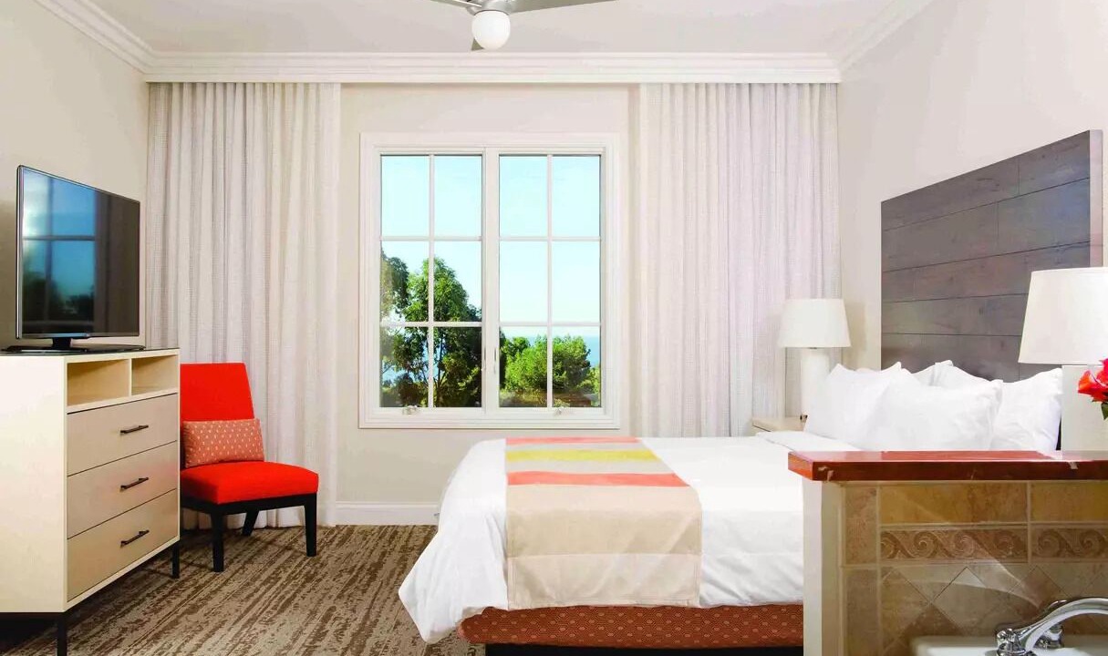 Photo of Bedroom in Newport Coast