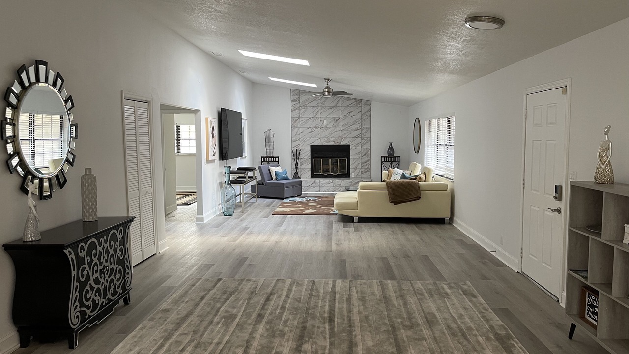 Photo of Livingroom in Fellowship