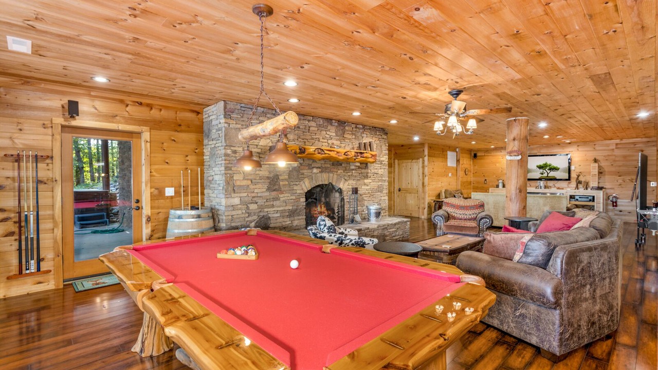 Photo of Livingroom in Wilkesboro