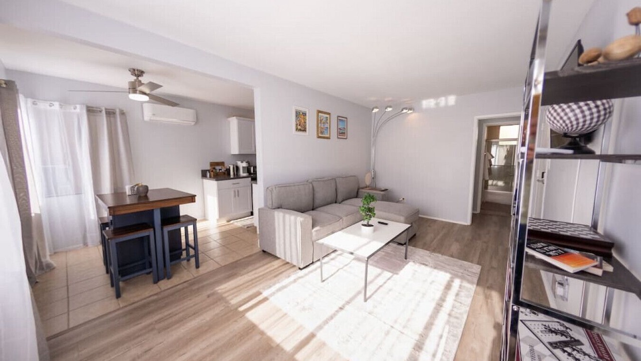 Photo of Bedroom in NoHo Arts District