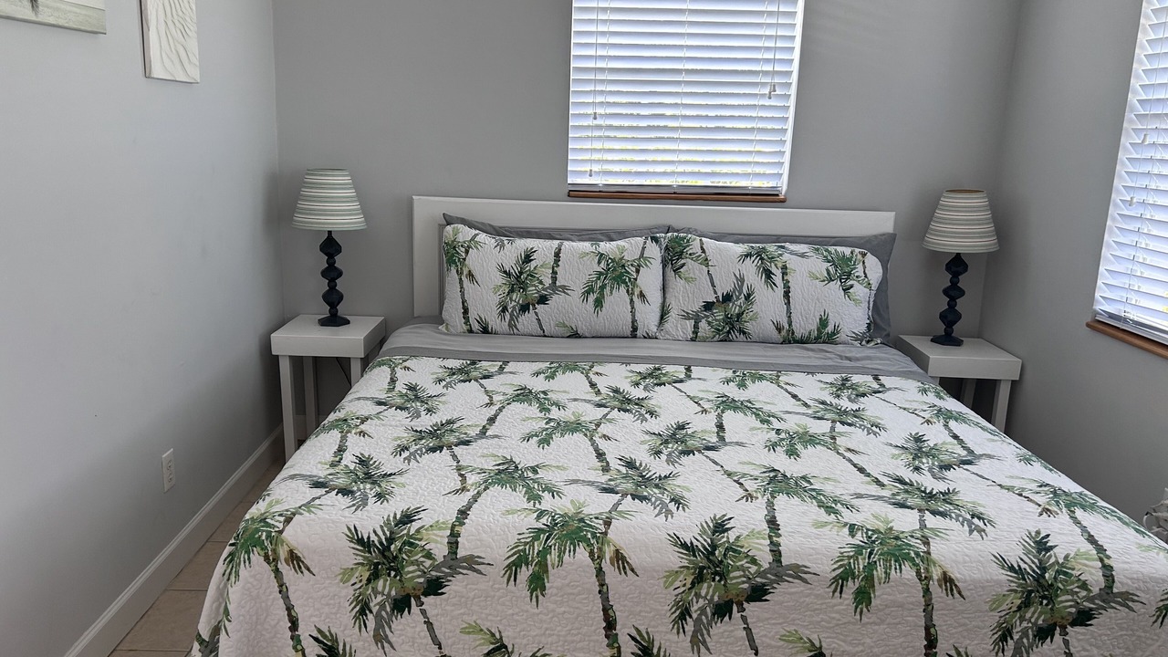 Photo of Bedroom in Tar Bay