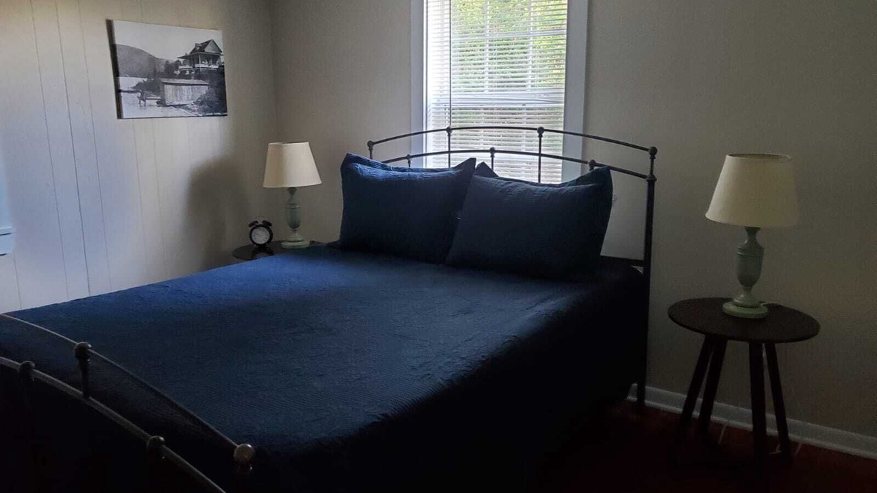 Photo of Bedroom in Cuba