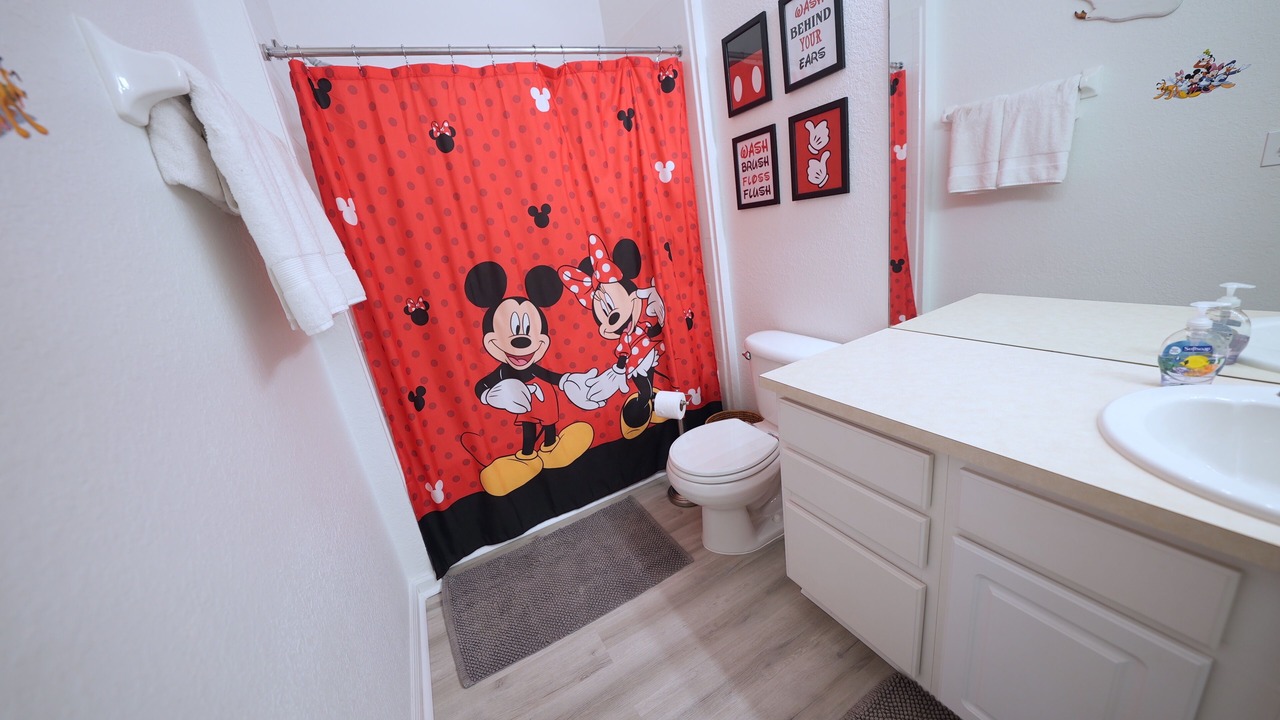Photo of Bathroom in Crestwynd Bay