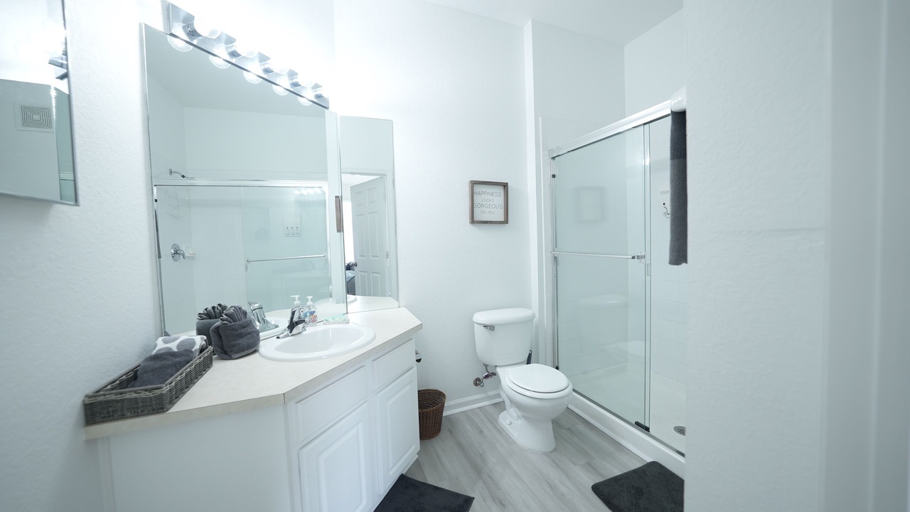 Photo of Bathroom in Crestwynd Bay