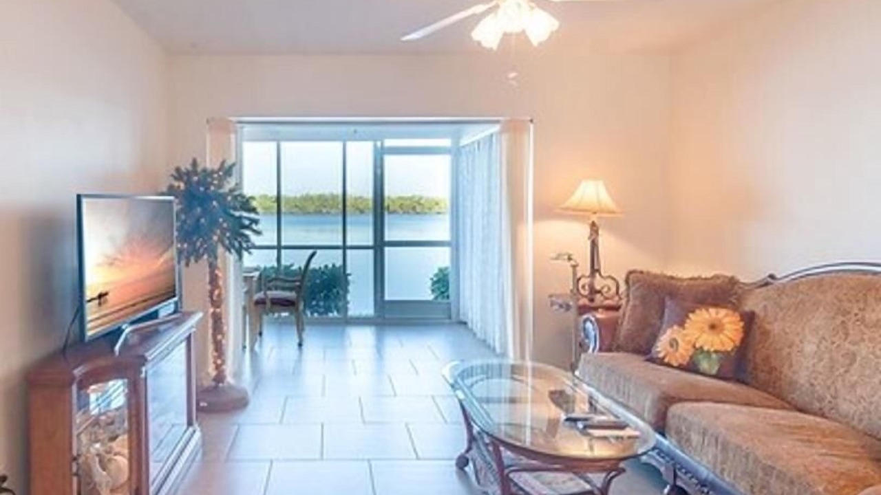 Photo of Bedroom in Hammock Bay
