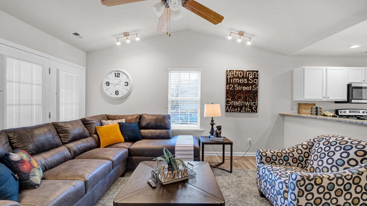 Photo of Livingroom in Northeast Raleigh