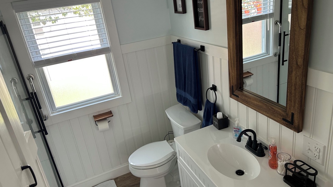 Photo of Bathroom in Lakeville