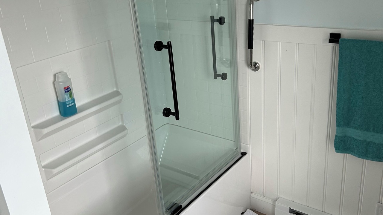 Photo of Bathroom in Lakeville