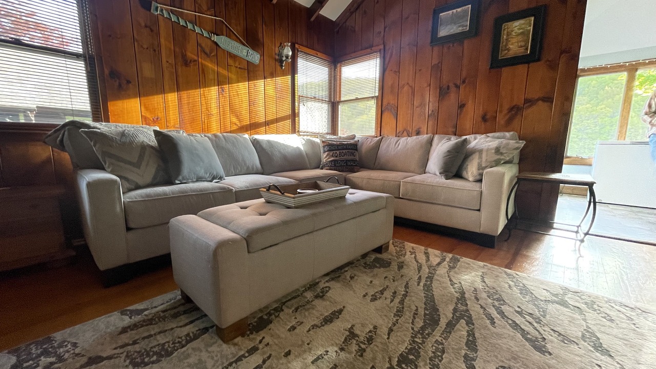 Photo of Livingroom in New Fairfield