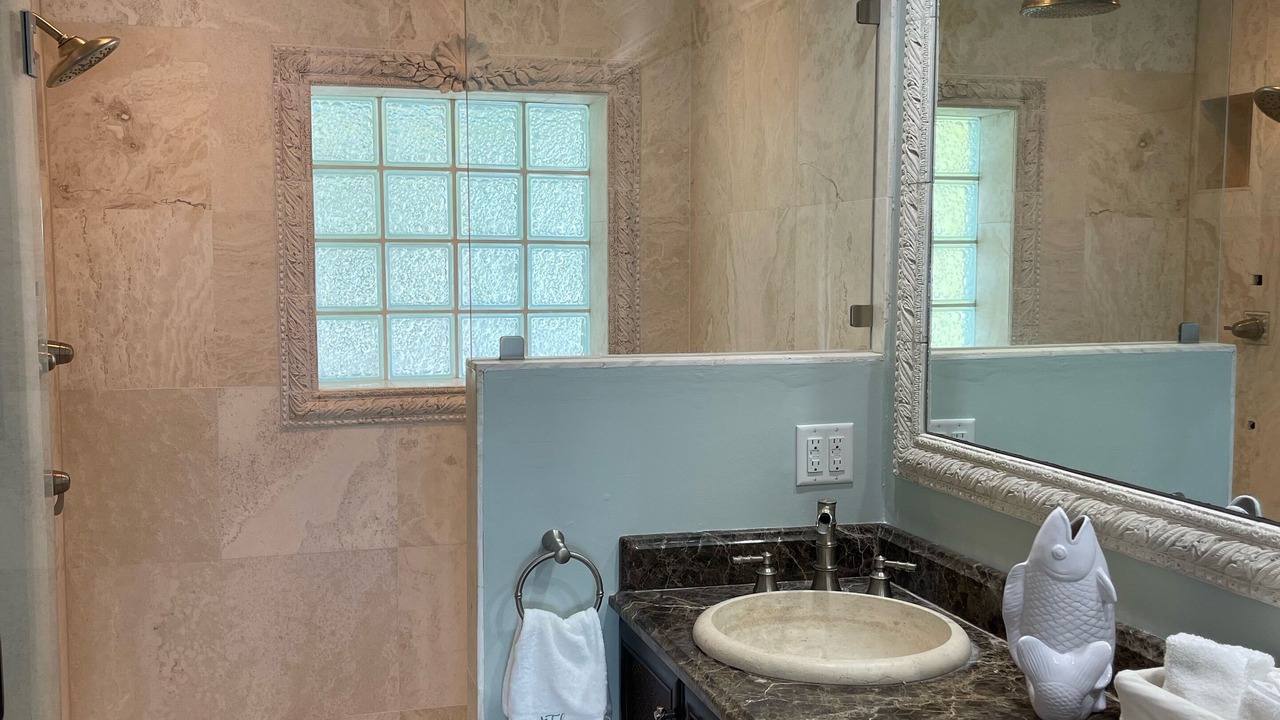 Photo of Bathroom in Treasure Cay