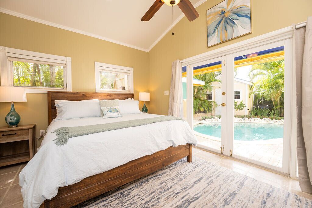 Photo of Bedroom in Midtown