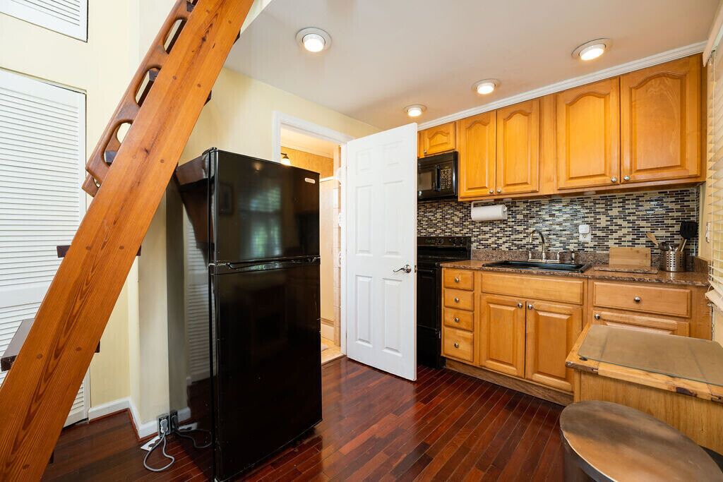 Photo of Kitchen in Midtown
