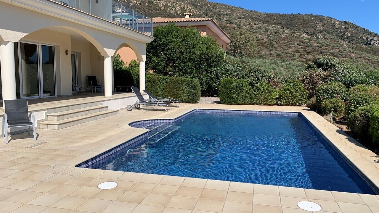 Photo of Outdoor in Palau-Saverdera