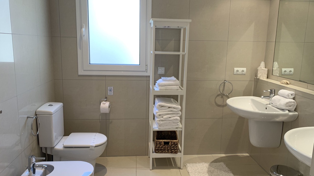 Photo of Bathroom in Palau-Saverdera