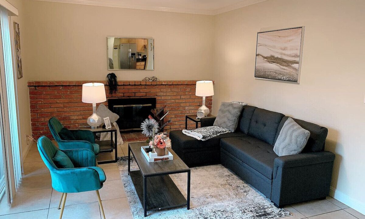 Photo of Livingroom in West San Jose