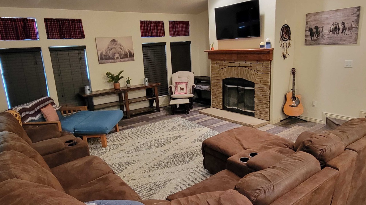 Photo of Livingroom in Parker Strip