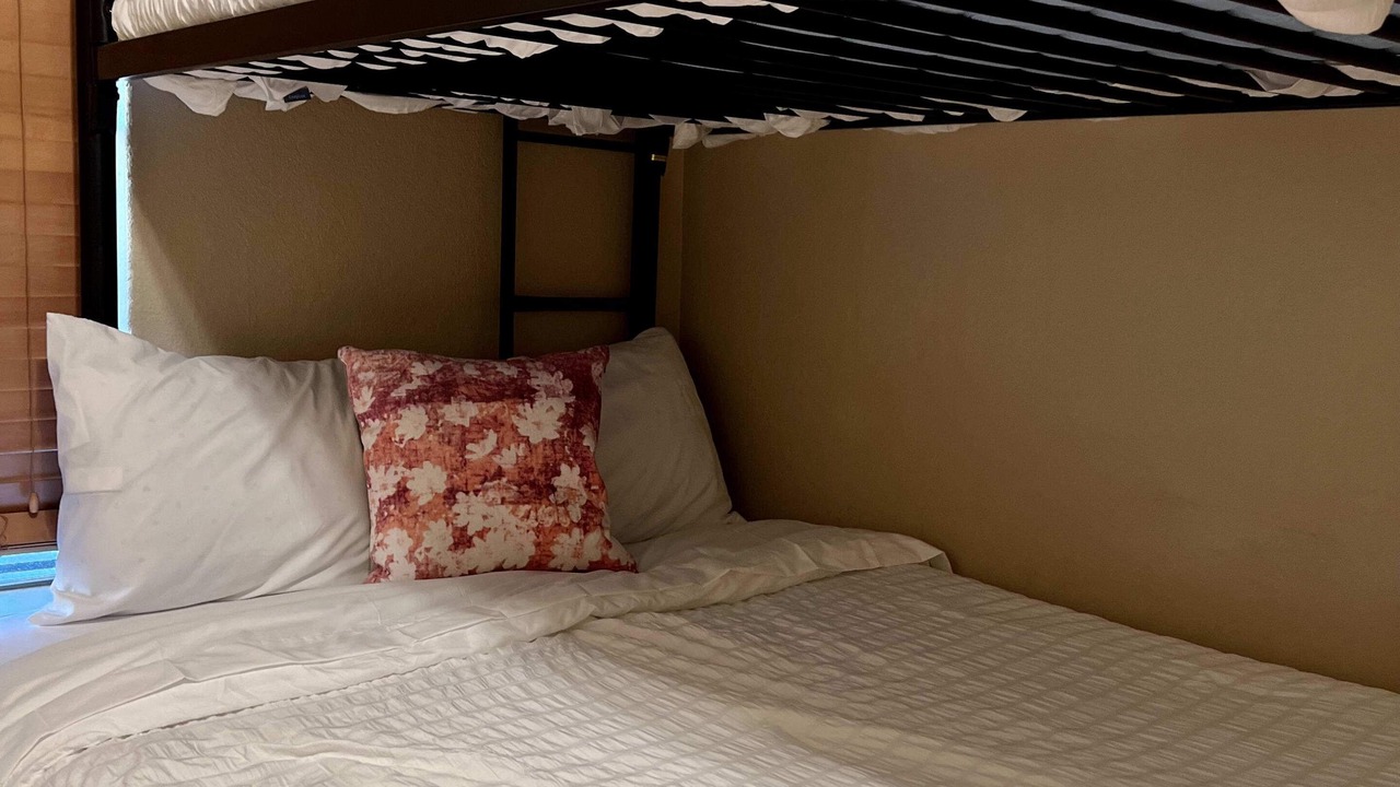 Photo of Bedroom in Parker Strip
