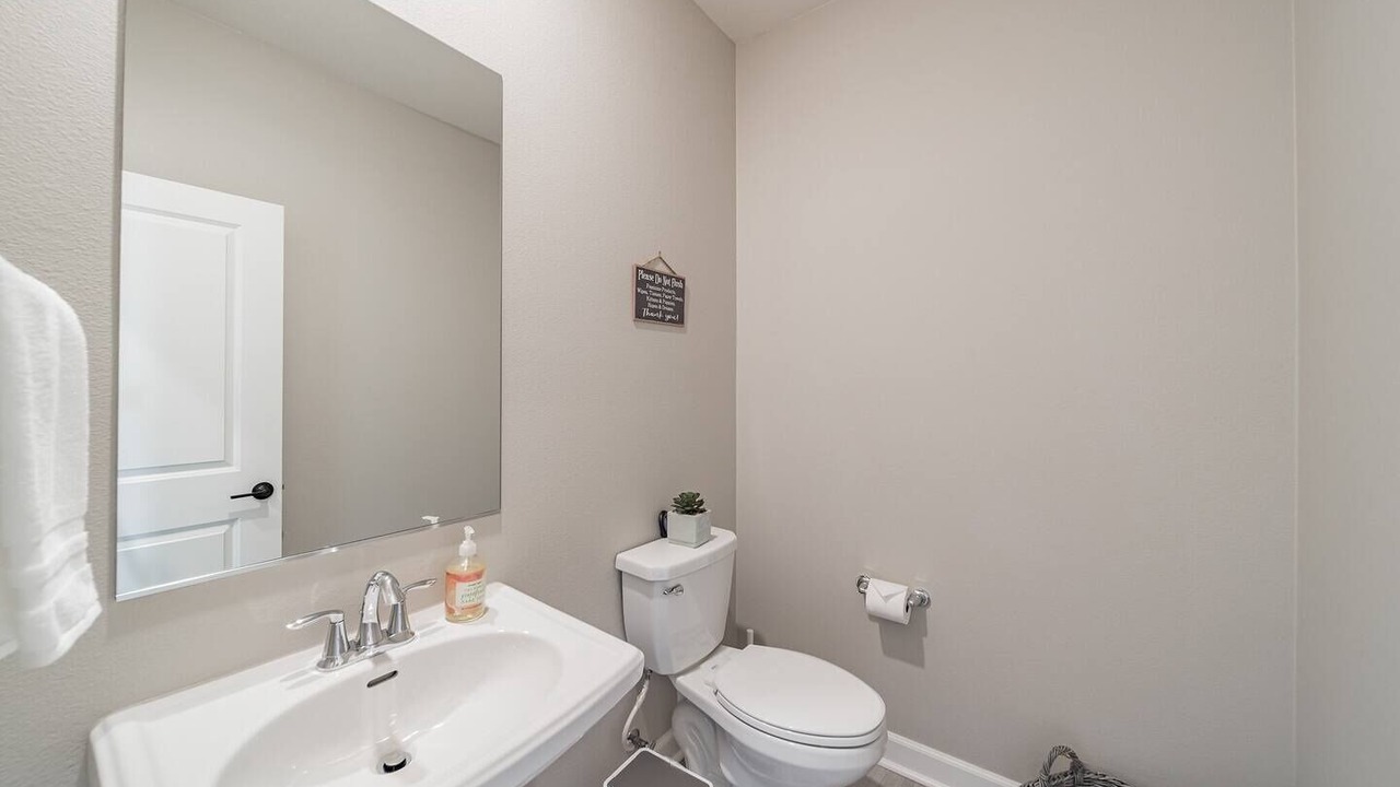 Photo of Bathroom in Ivey Ranch - Rancho Del Oro
