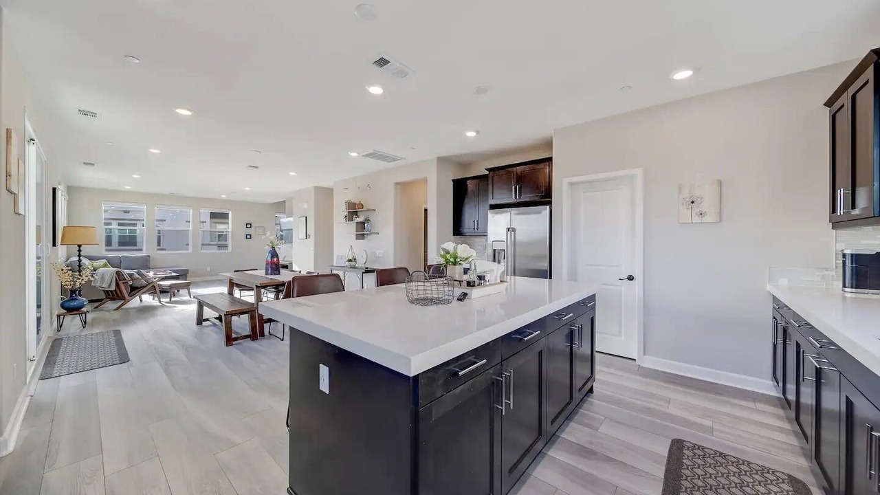 Photo of Kitchen in Ivey Ranch - Rancho Del Oro