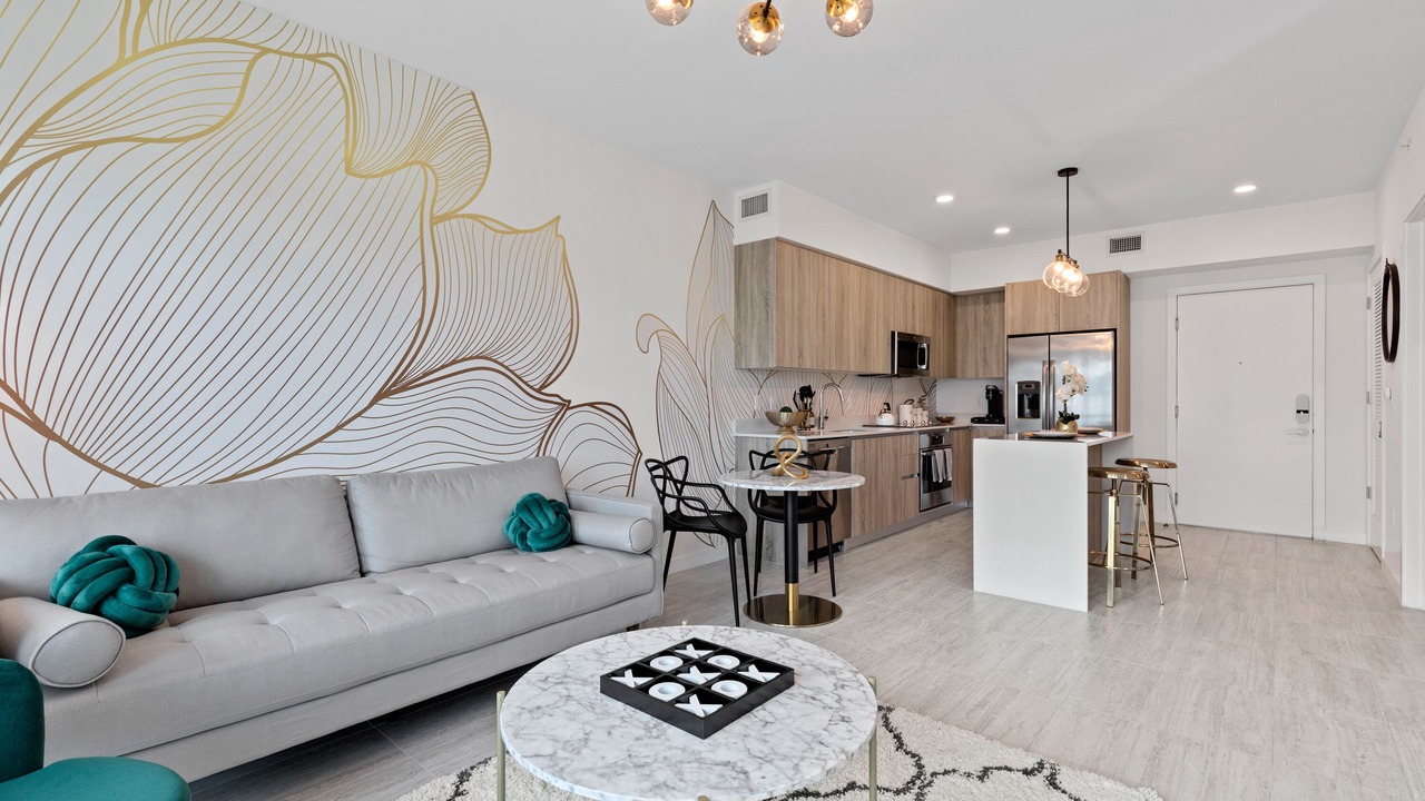 Photo of Livingroom in Northeast Miami