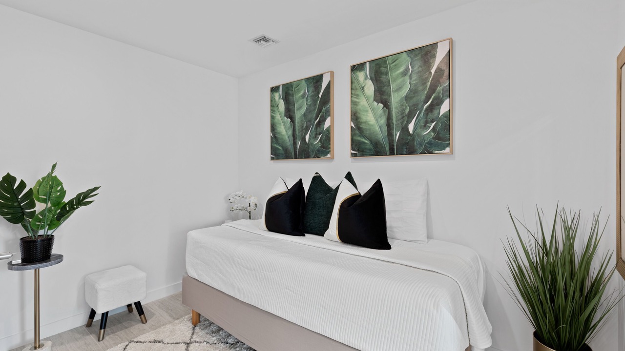 Photo of Bedroom in Northeast Miami