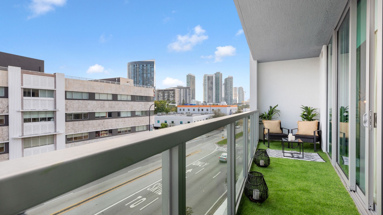 Photo of Outdoor in Northeast Miami