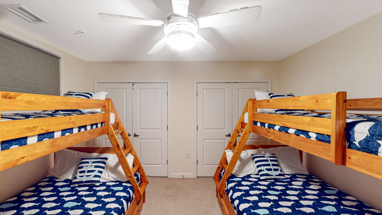 Photo of Bedroom in Sandbridge