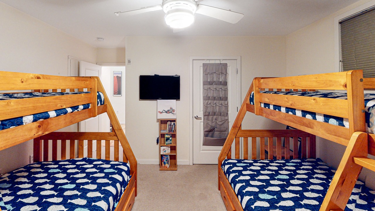 Photo of Bedroom in Sandbridge