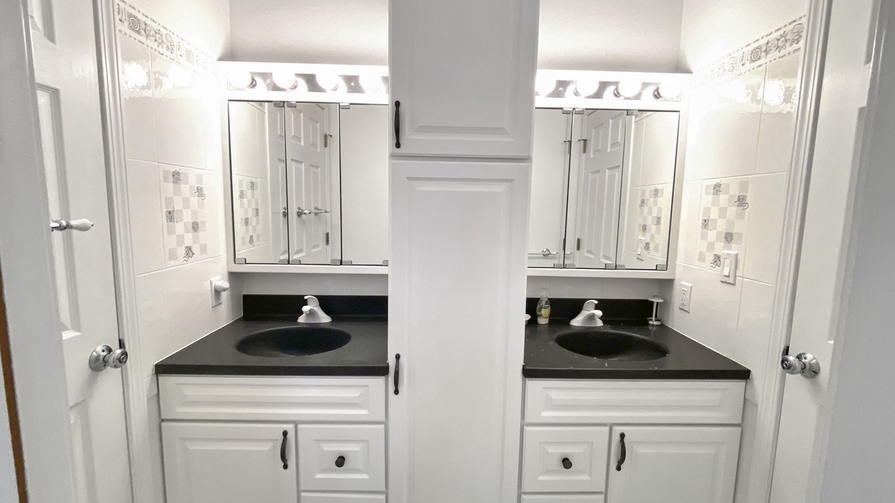 Photo of Bathroom in Town of Owasco
