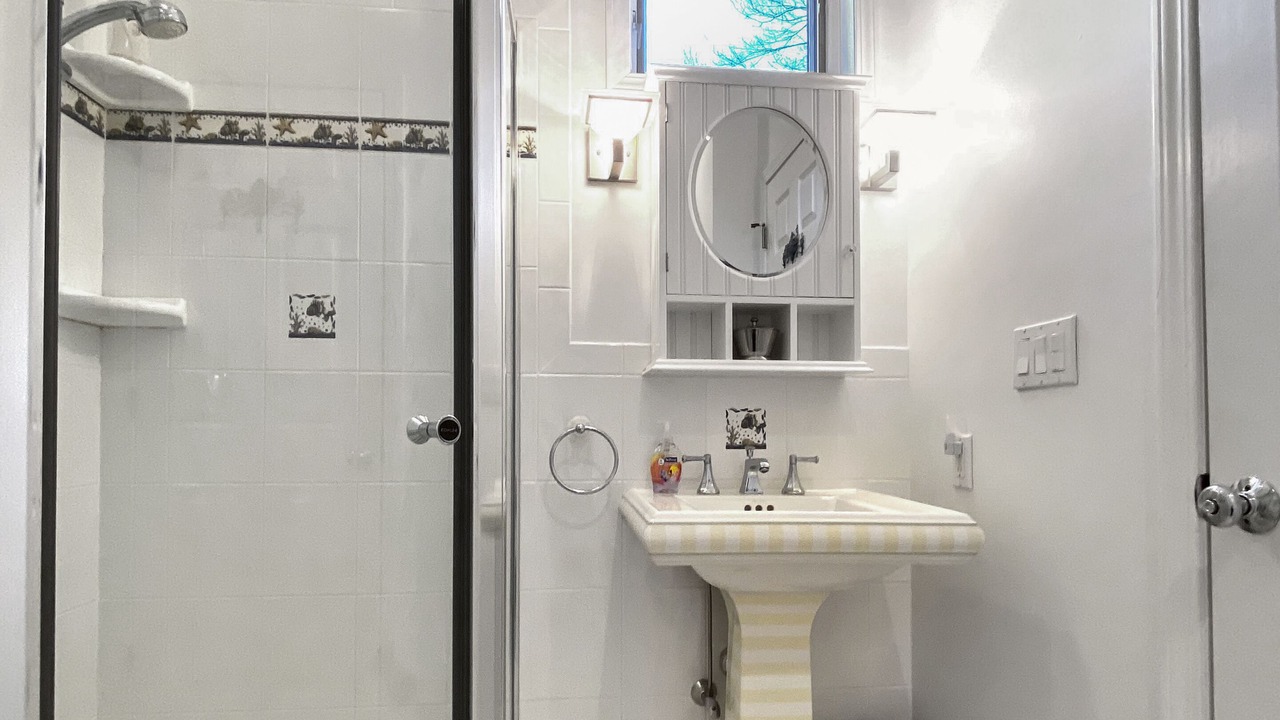 Photo of Bathroom in Town of Owasco