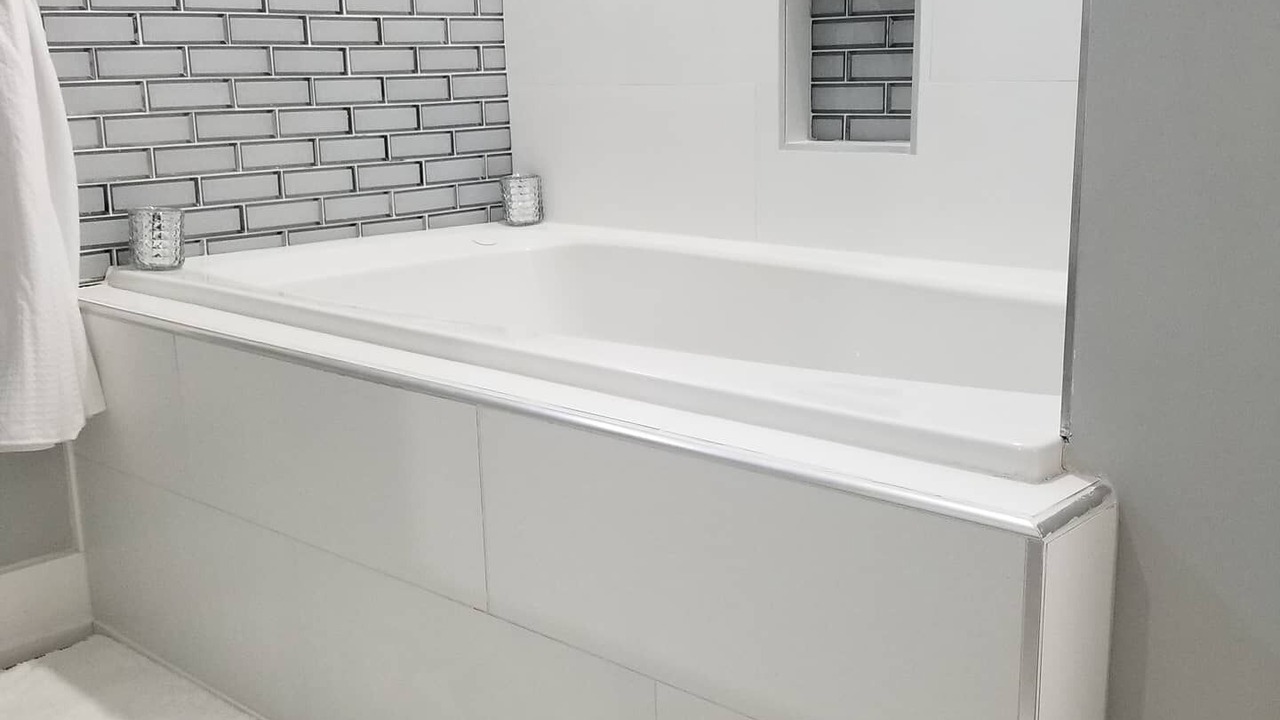Photo of Bathroom in Los Angeles