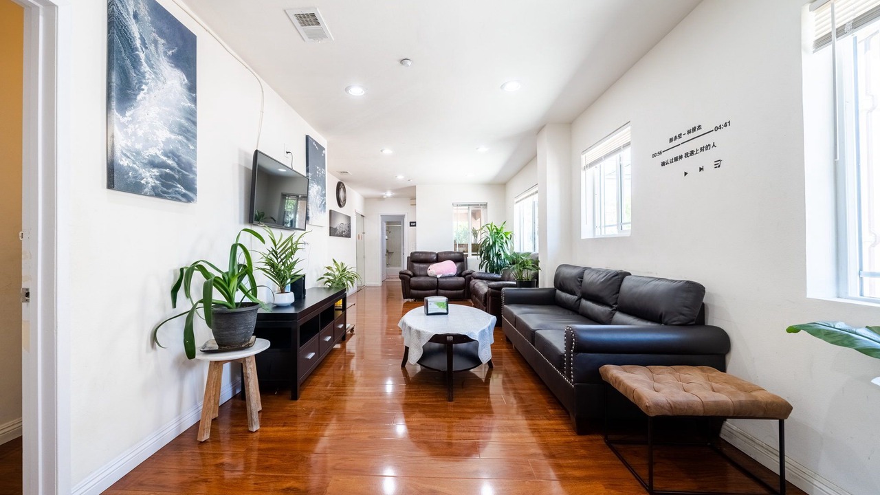 Photo of Livingroom in Monterey Park