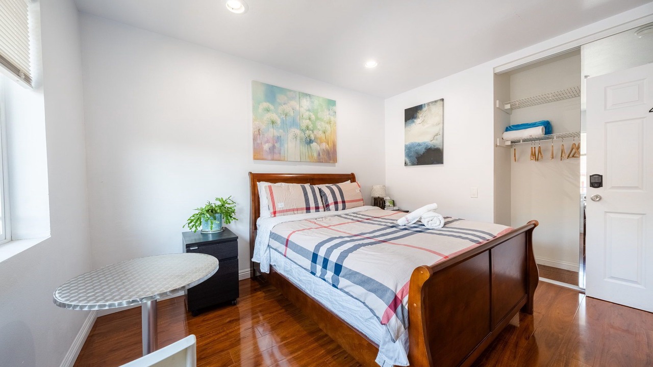 Photo of Bedroom in Monterey Park