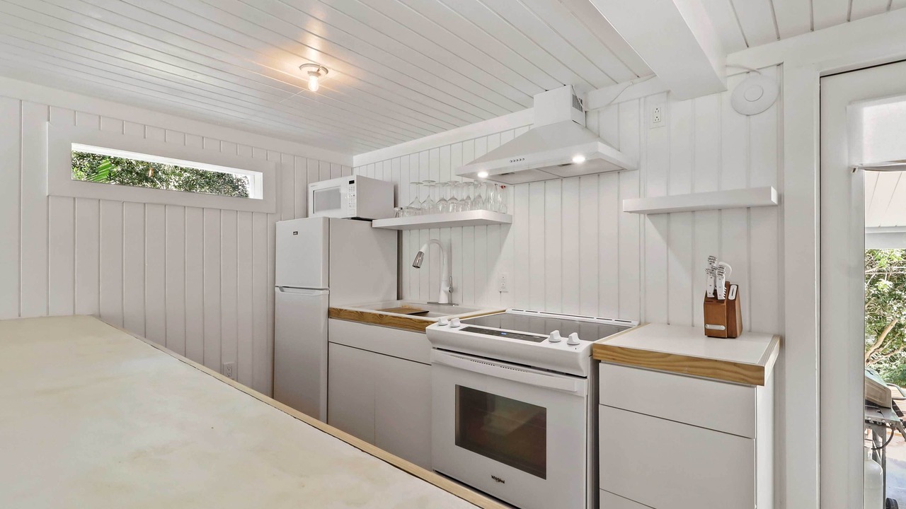 Photo of Kitchen in Gregory Town