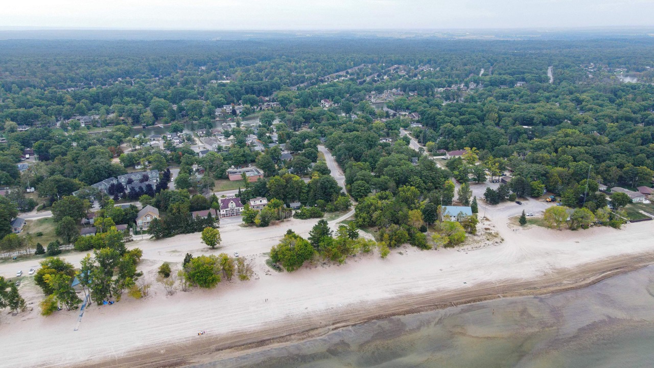 Photo of Outdoor in Wasaga Beach