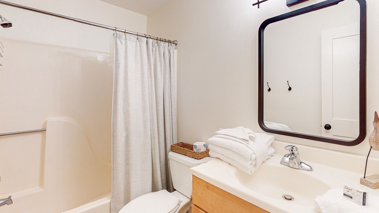 Photo of Bathroom in Orange Beach