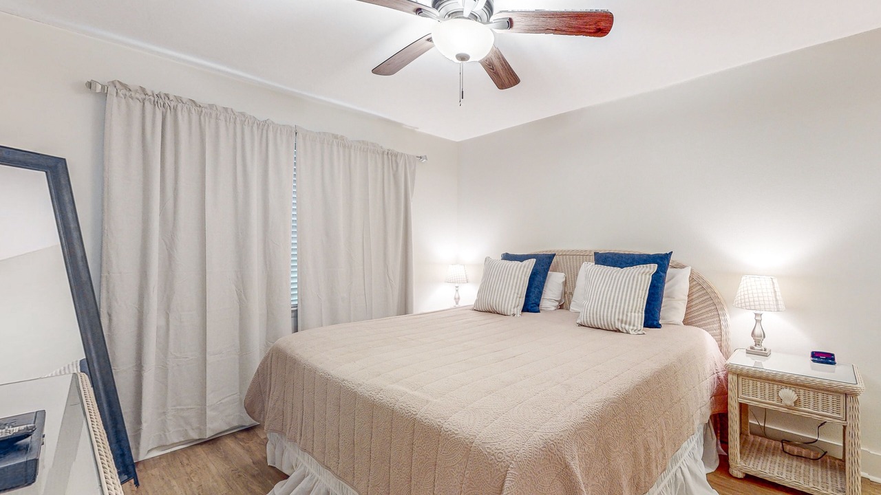 Photo of Bedroom in Orange Beach