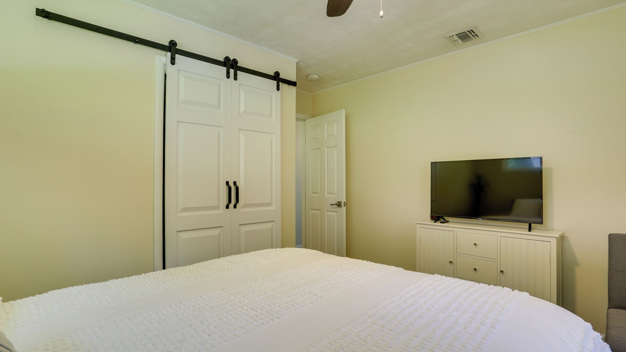 Photo of Bedroom in Stony Point