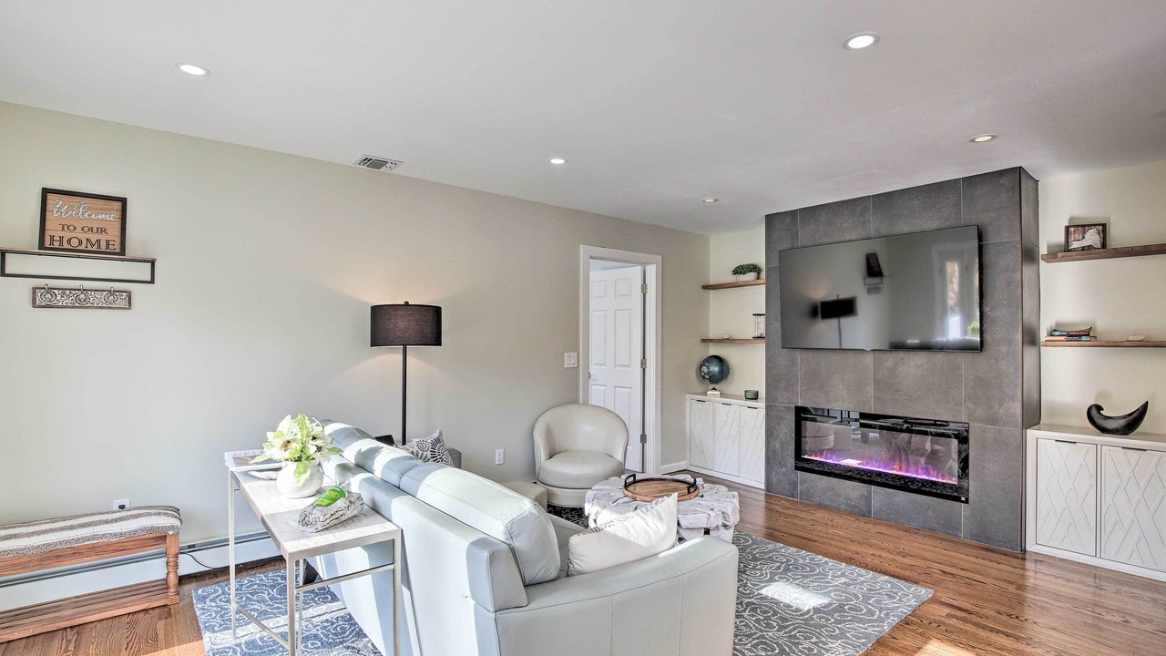 Photo of Livingroom in Stony Point