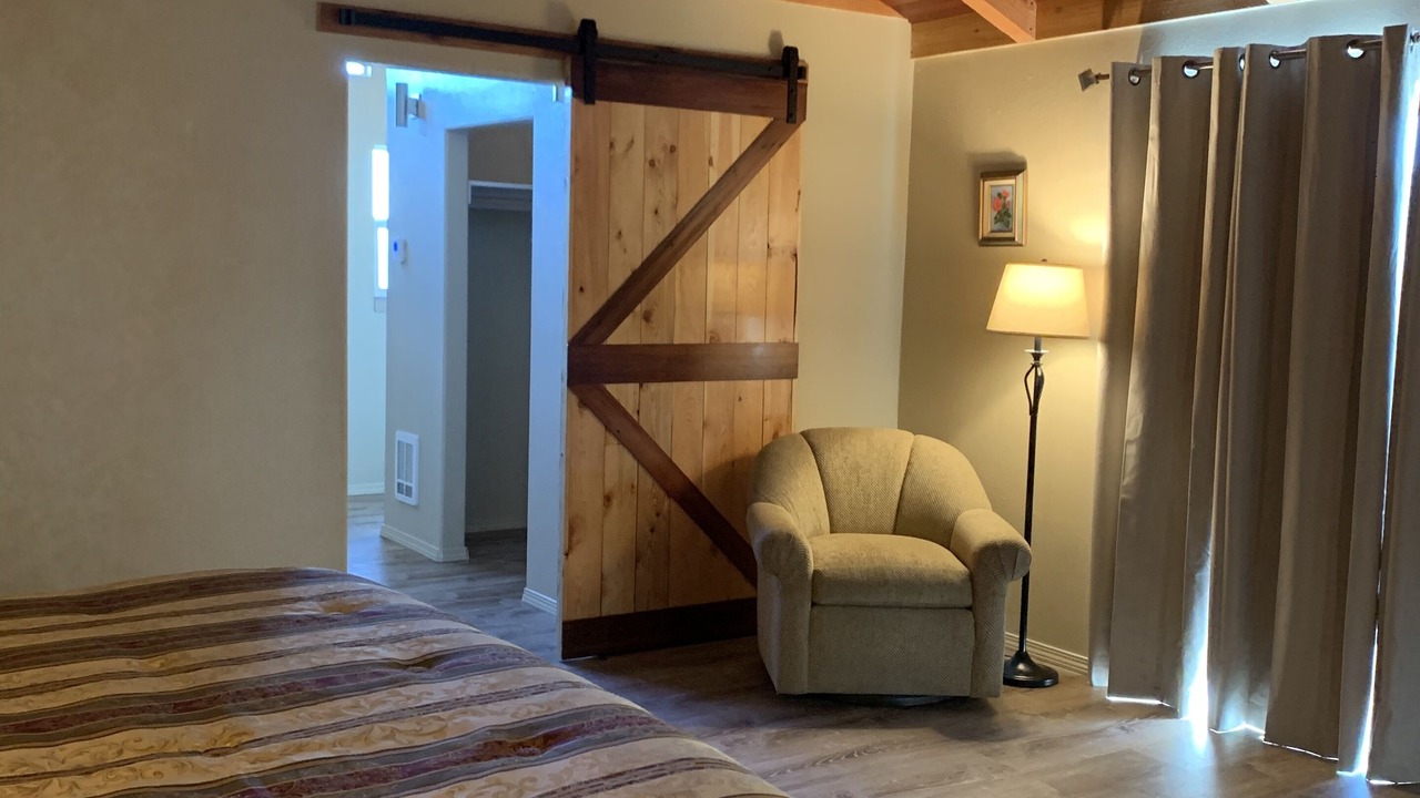 Photo of Bedroom in Crescent City