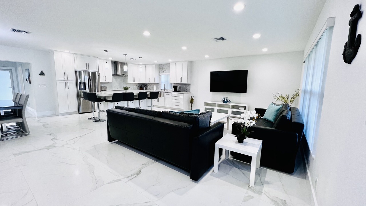 Photo of Livingroom in Dania Beach