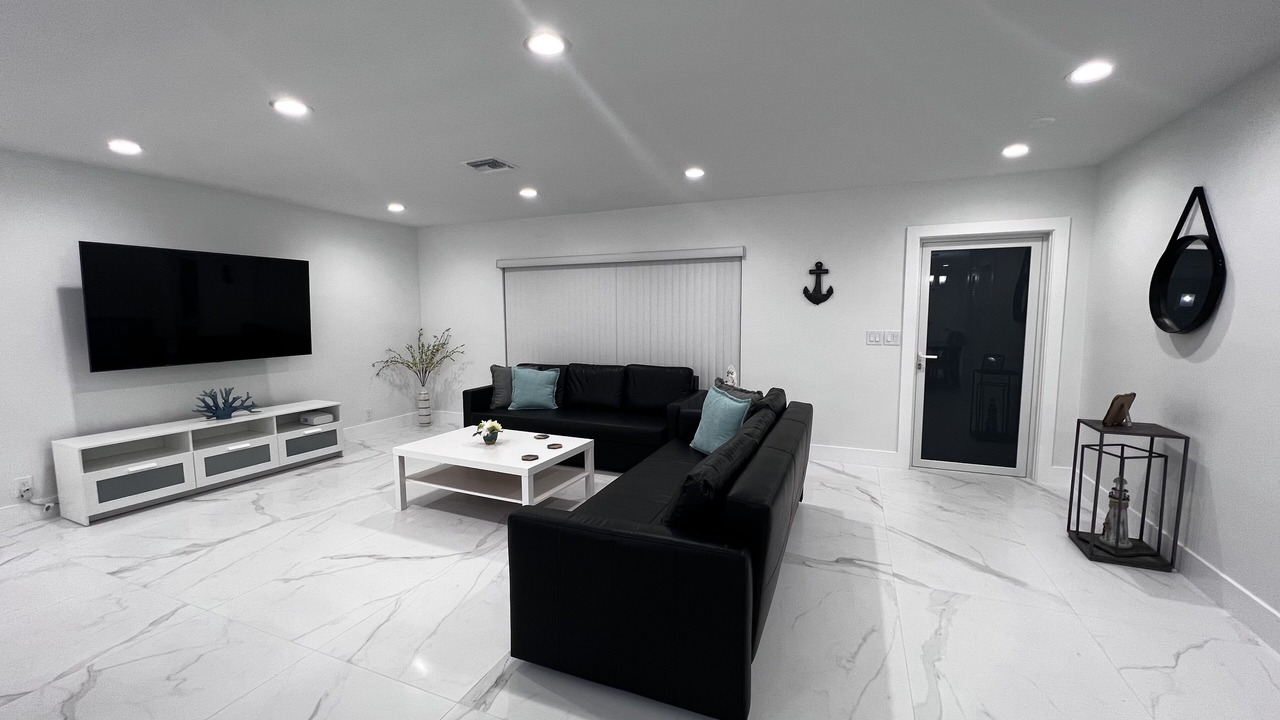 Photo of Livingroom in Dania Beach